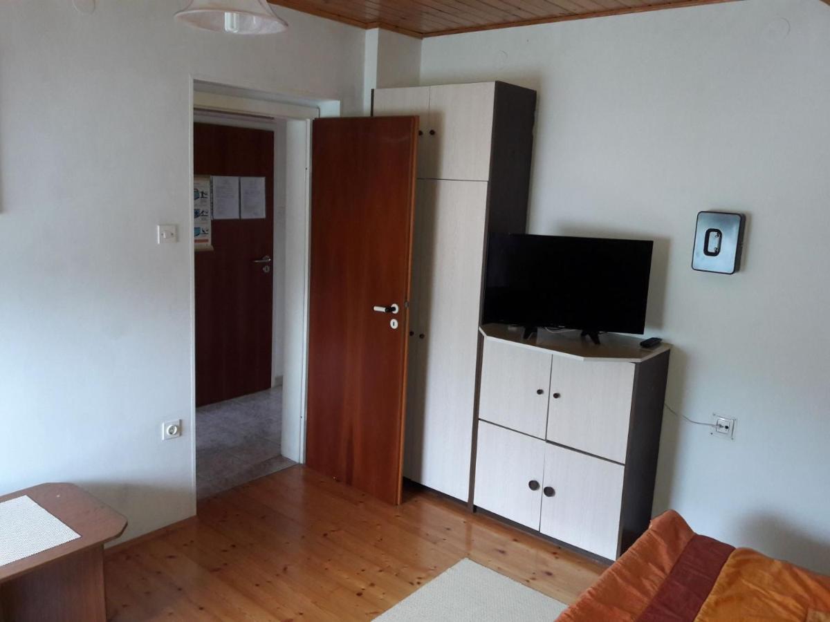 Apartments Rozi 博维茨 外观 照片